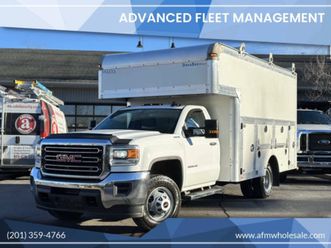 2017 gmc sierra 3500 hd base 4x4 2dr regular cab srw