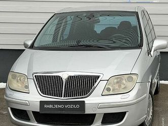 lancia phedra 2.2 16v jtd 8-sedezev °klima° °mp3-radio°