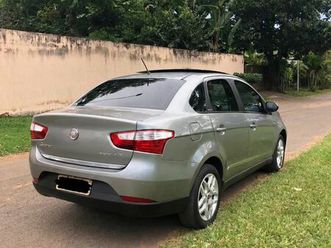 fiat grand siena essence dual. 1.6 flex 16v 2015