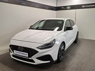 hyundai i30 fastback 1.5 t-gdi premium n line mhev dct / igazi ritkaság / bőr-alcantara sportülések / digitális műszerfal / f1 váltó