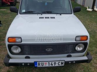 lada niva 1.7