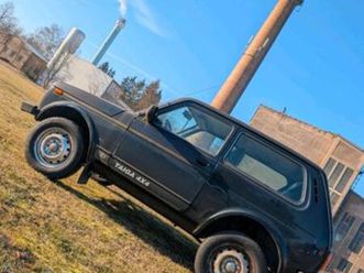 lada niva 4x 4 taiga tüv und service neu