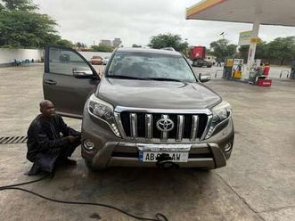 toyota prado land cruiser gxr 2016 - almadies | expat-dakar