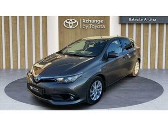 1.8 hybrid advance skypack e-cvt 136hp