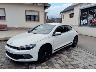 1.4 tsi 160 cv 16 v carat bon état int/ext