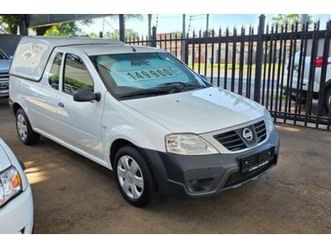 2021 nissan np200 1.6 a/c safety pack