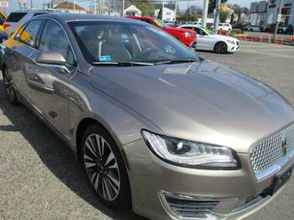 2018 lincoln mkz reserve awd **exceptional condition**