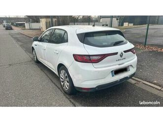 renault mégane iv 1.5 dci 110 business société (2 places) - 7 000