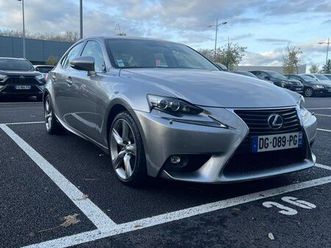 lexus is300h exécutive