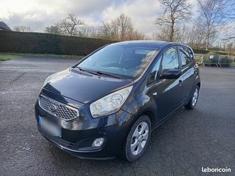 kia venga urban chic 115cv - 2011 - 257 000 kms très bon état mécanique