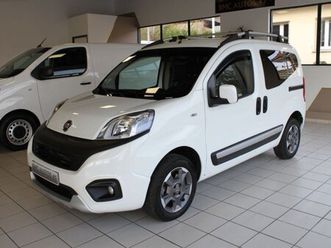 fiat fiorino qubo 5 places 1.3 multijet 95 ch trekking (double portes laterales, attelage, bluetooth)