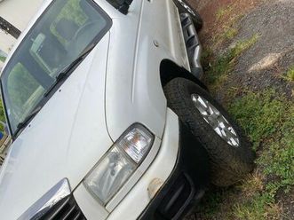 pick up 4x4 mazda b2500