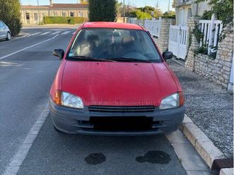 voiture toyota starlet 1998
