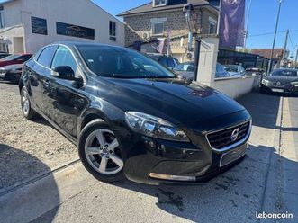 volvo v40 cross country d2 115ch start&stop kinetic powershift