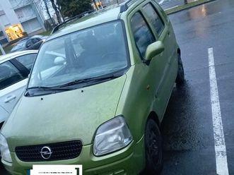 opel agila année 2000