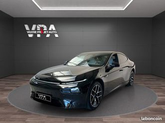 xpeng p7 performance awd 473ch - cuir blanc - caméra 360° - toit panoramique