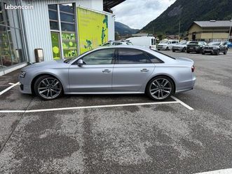 voitures audi s8 plus