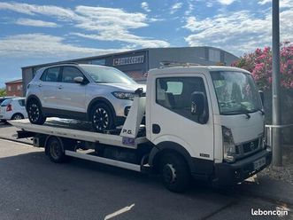 dépanneuse nissan cabstar 2.5l 136cv