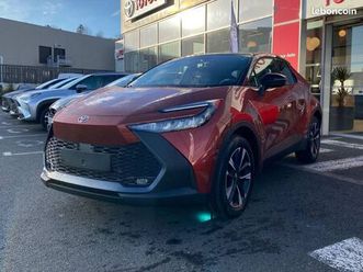 toyota c-hr hybride rechargeable 225 graphic