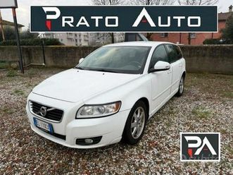 volvo v50 d2 r-design