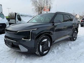 launch edition 81,4kwh fwd 216