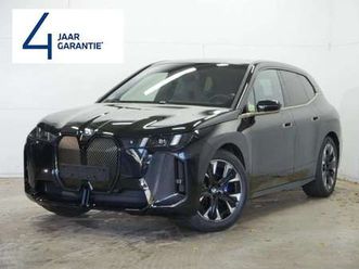 60 - m sport - sky lounge - bowers 1 wilkins