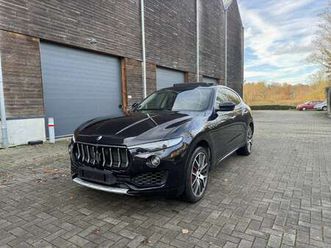 maserati levante s c/t