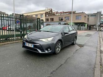 avensis sw 1.6 d-4d comfort dépôt de vente