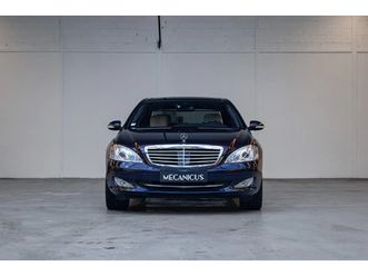 mercedes-benz classe s600 v12 *peinture exclusive sur-mesure*