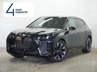 60 - m sport - sky lounge - bowers 1 wilkins