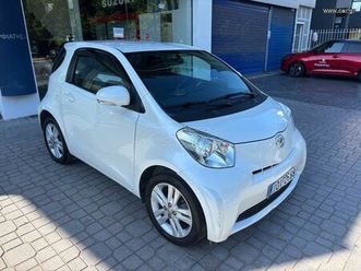 toyota iq 2011 1ο χερι ελληνικο με βιβλιο!!!