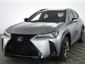 ux 250h 2.0 design 2wd cvt