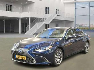 300h luxury line / nl prijs 28500 / auto rijd prim