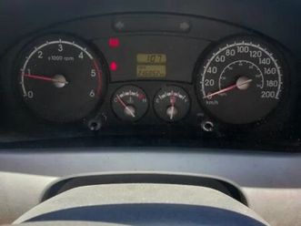 kia motors bongo k-2500 2.5 4x2 tb diesel 2015