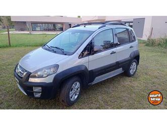 fiat idea adventure 2011