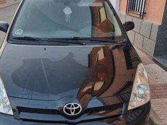 toyota - corolla verso