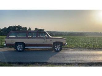 gmc suburban chevrolet 7.4 sehr gepflegt und sauber
