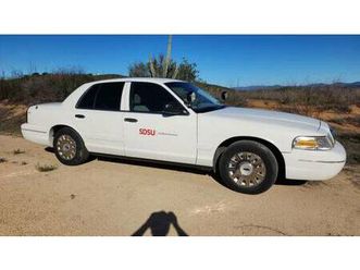 2005 ford crown victoria police interceptor