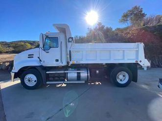 2008 mack dump truck - pinnacle for sale