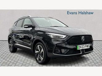 51.1kwh trophy auto 5dr