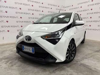 aygo connect 1.0 vvt-i 72 cv 5 porte x-play