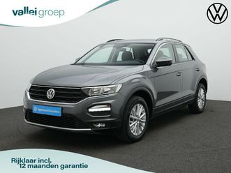 volkswagen t-roc 1.0 tsi 115 pk style | stoelverwarming | adaptive cruise | navigatie | parkeersensoren voor/achter | carplay