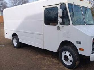 1991 chevy p30 step van low miles obo