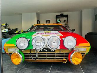 ferrari 308 gt4 - 1976