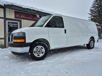 2017 gmc savana cargo van .