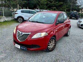 lancia ypsilon 1.2 69cv