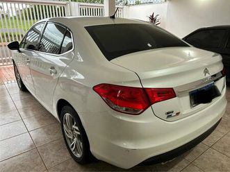 lounge exclusive 1.6 turbo 4p aut.