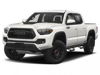 used 2018 toyota tacoma sr