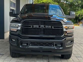 dodge ram 2500 laramie night crew cab 6.7ho 8 gang