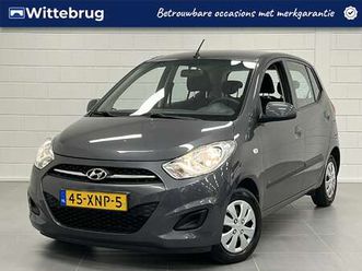 hyundai i10 1.1 i-drive cool airco | radio / cd / usb | all season banden | 12 maanden garantie!